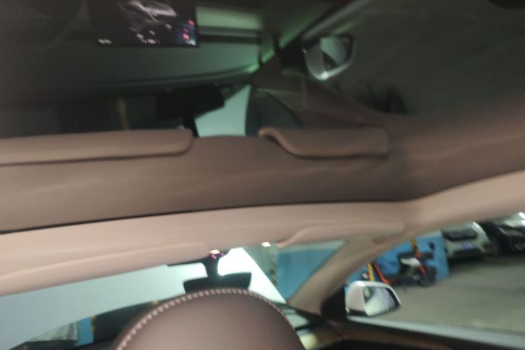 Tesla Model Y 2023 #20 Tesla Model Y 2023 car image #20