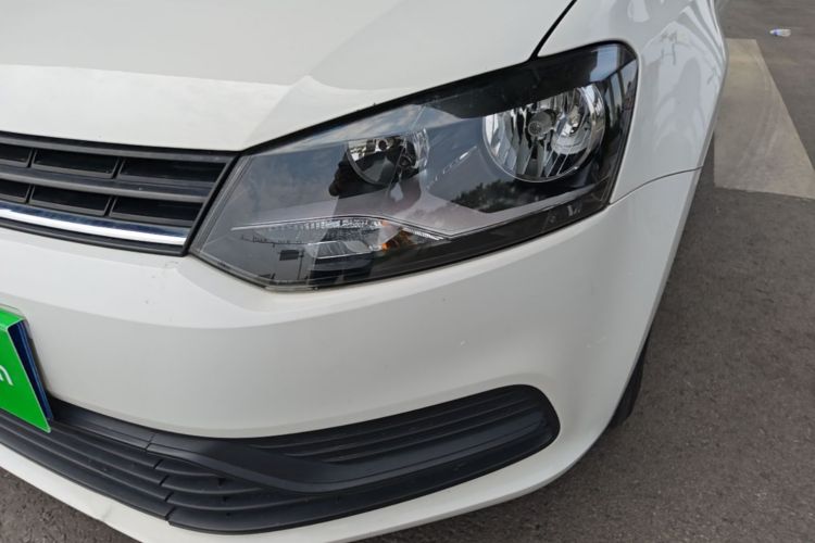 Volkswagen Polo 2015 #23 Volkswagen Polo 2015 car image #23
