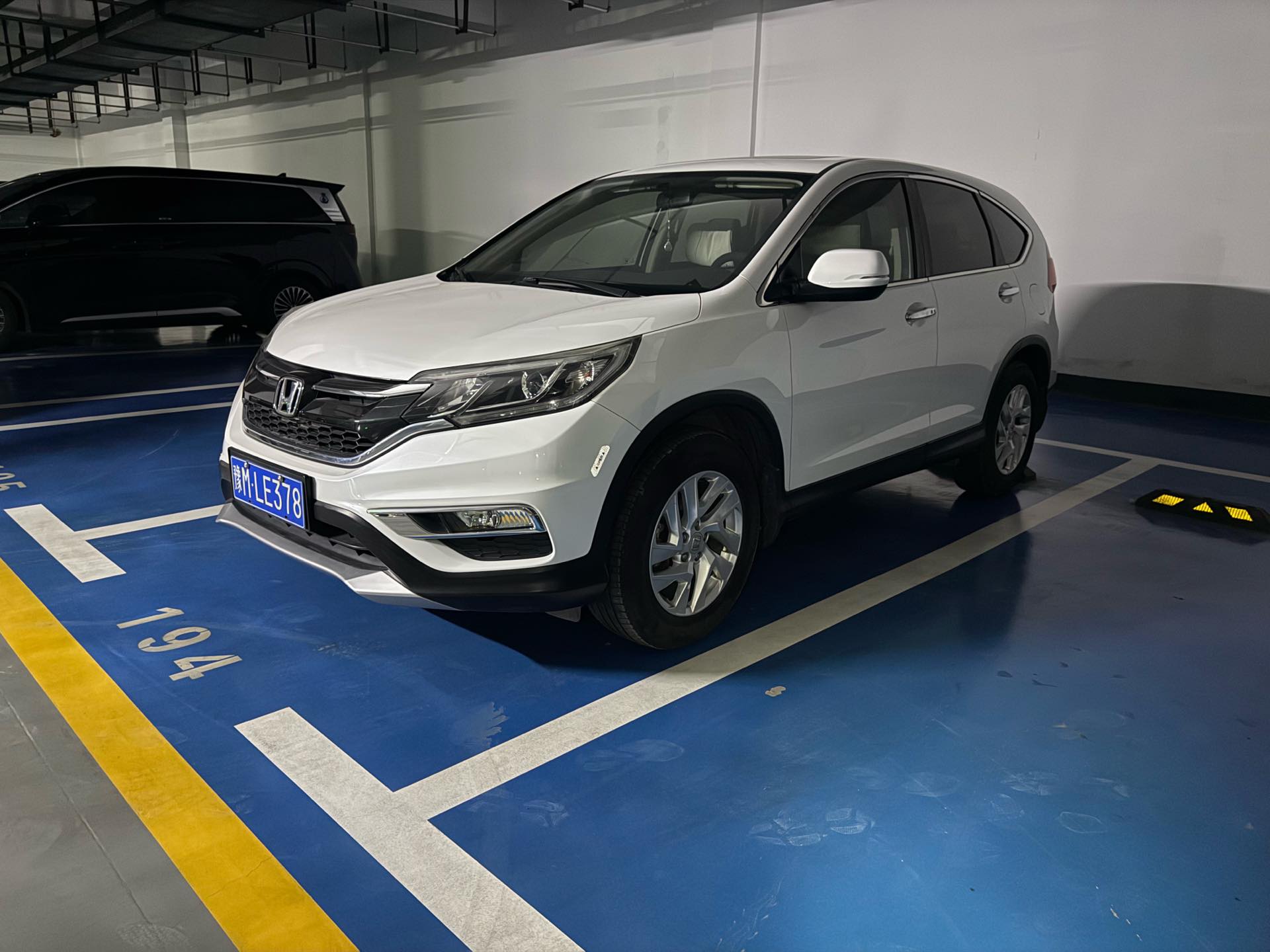 Honda CR-V 2015 Honda CR-V 2015 car image
