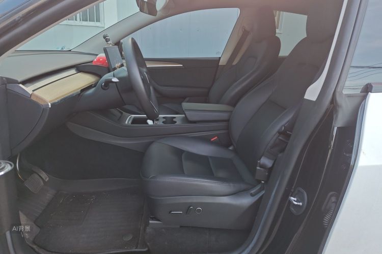 Tesla Model Y 2023 #17 Tesla Model Y 2023 car image #17