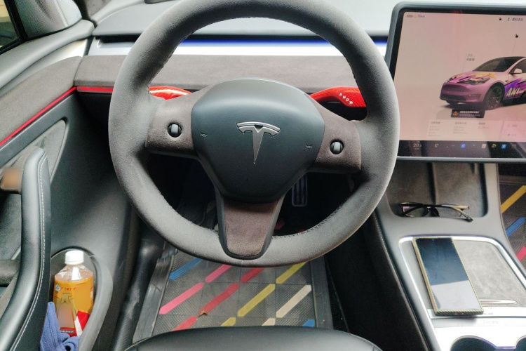 Tesla Model Y 2024 #11 Tesla Model Y 2024 immagine di auto #11