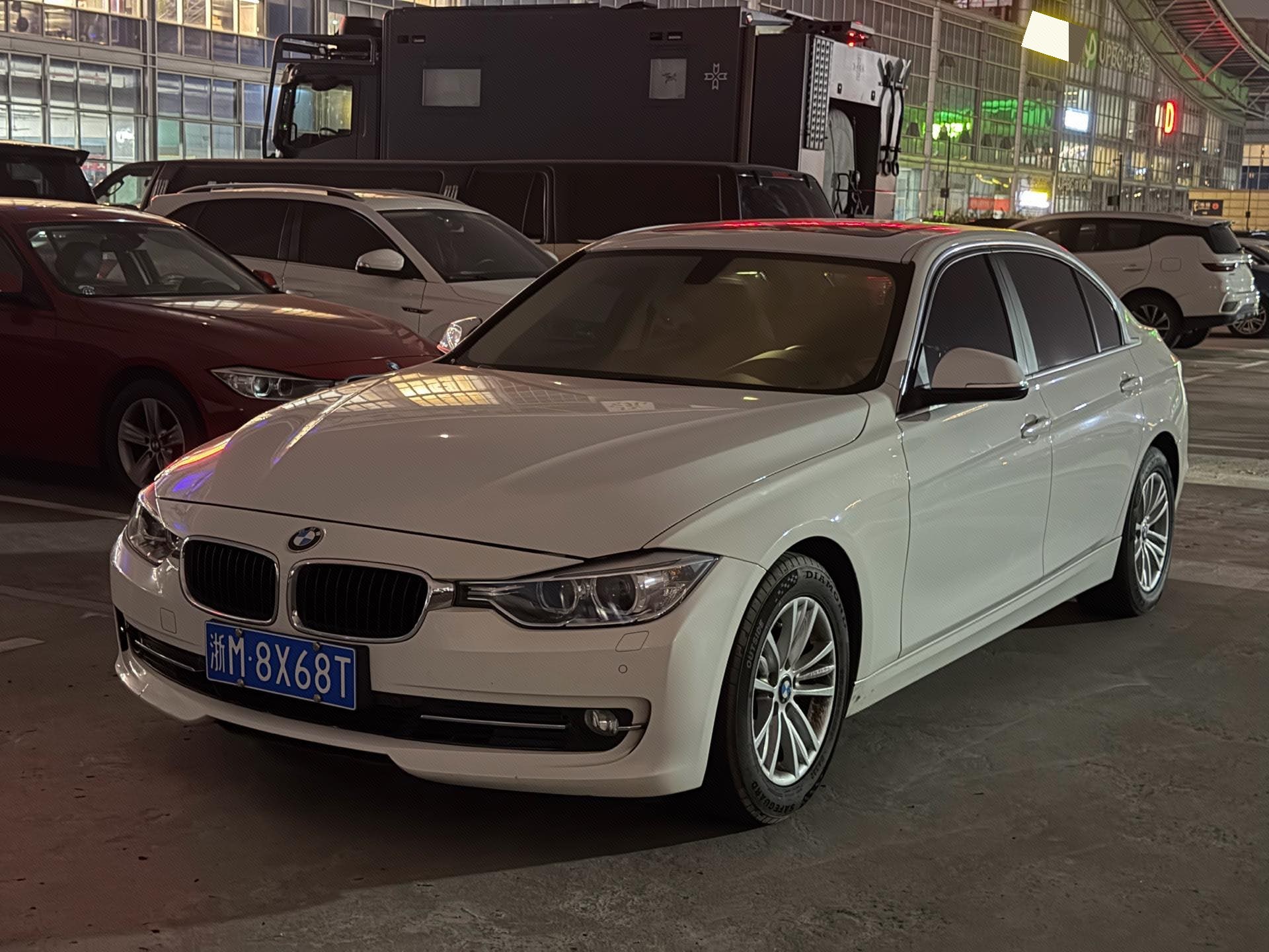 BMW 3 Series 2015 car image 
