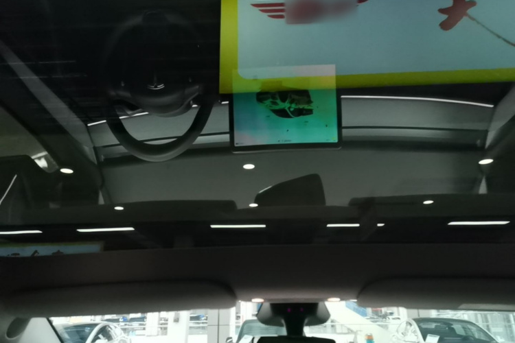 Tesla Model Y 2024 #18 Tesla Model Y 2024 immagine di auto #18