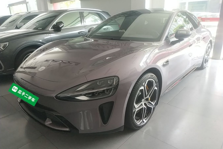 MI SU7 2025 car image #2