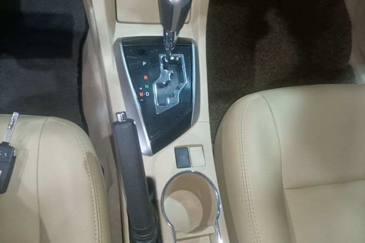 2014 #18 2014 car image #18