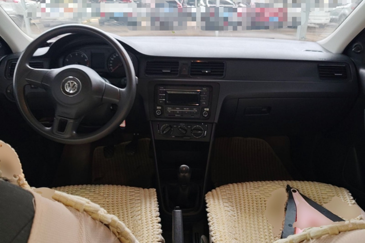 Volkswagen Santana 2017 car image #11