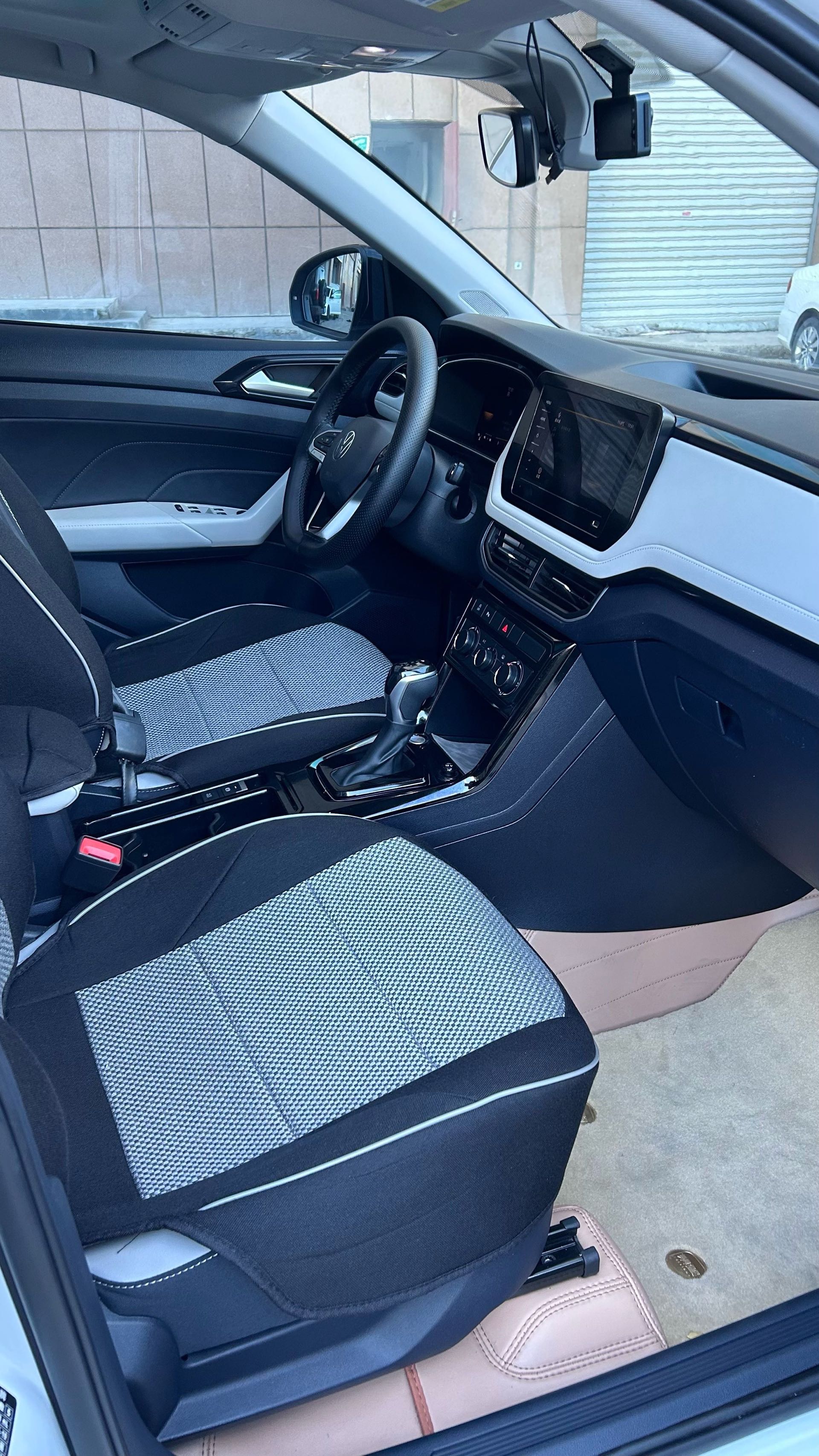 Volkswagen Tharu 2024 #5 Volkswagen Tharu 2024 immagine di auto #5