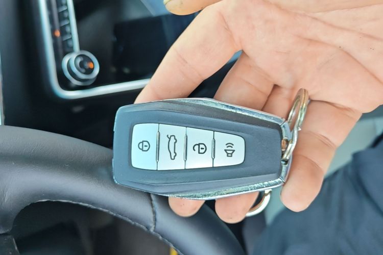 GEELY Binray 2019 imagen de coche #9