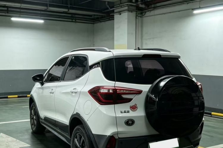 BYD Yuan New Energy 2020 #5 BYD Yuan New Energy 2020 car image #5
