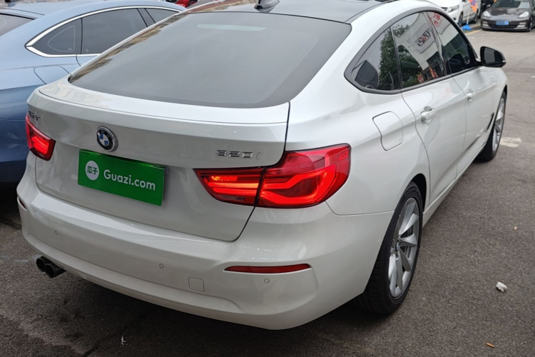 BMW 3 Series GT 2018 car image #5