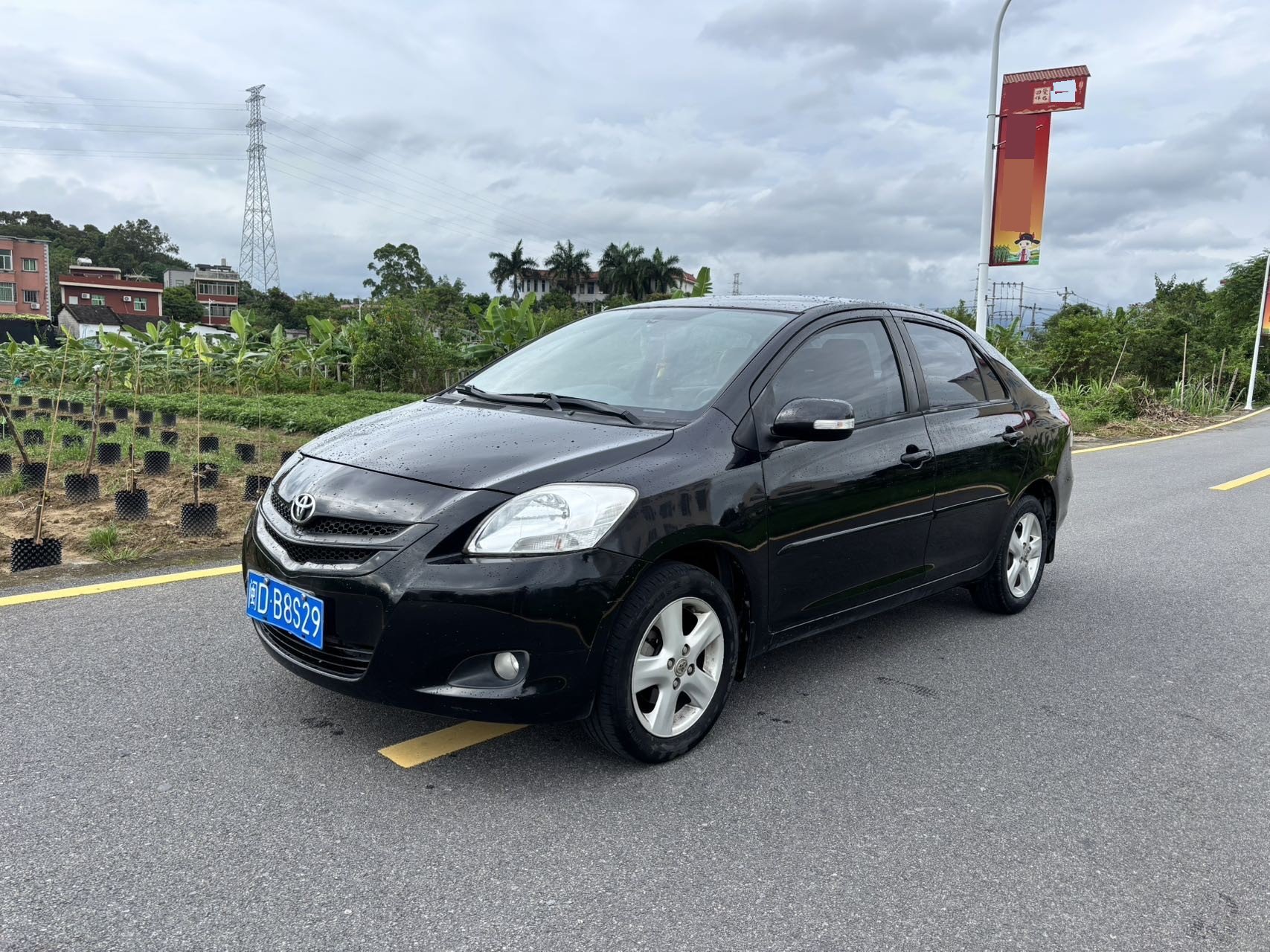 2009 car image 