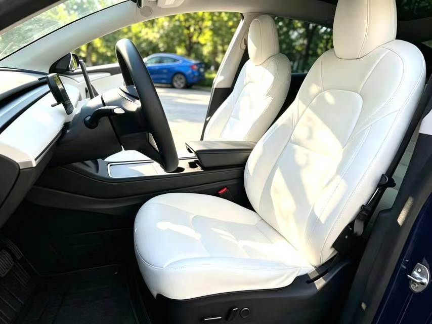 Tesla Model Y 2022 #5 Tesla Model Y 2022 car image #5