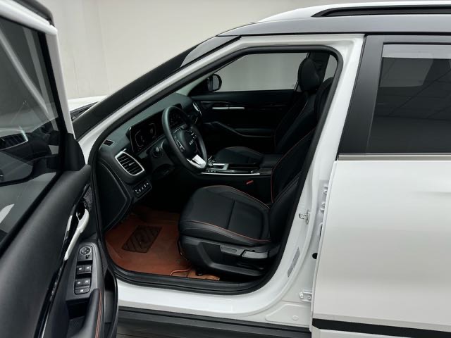 Kia Seltos 2026 #4 Kia Seltos 2026 car image #4
