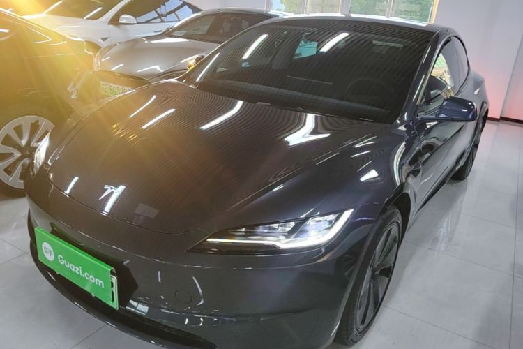 Tesla Model 3 2025 #2 Tesla Model 3 2025 car image #2