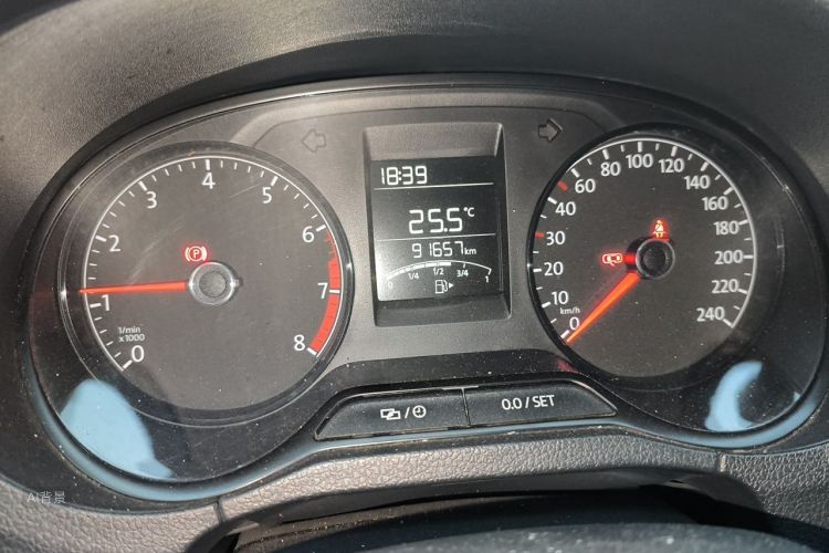 Volkswagen Polo 2016 car image #13