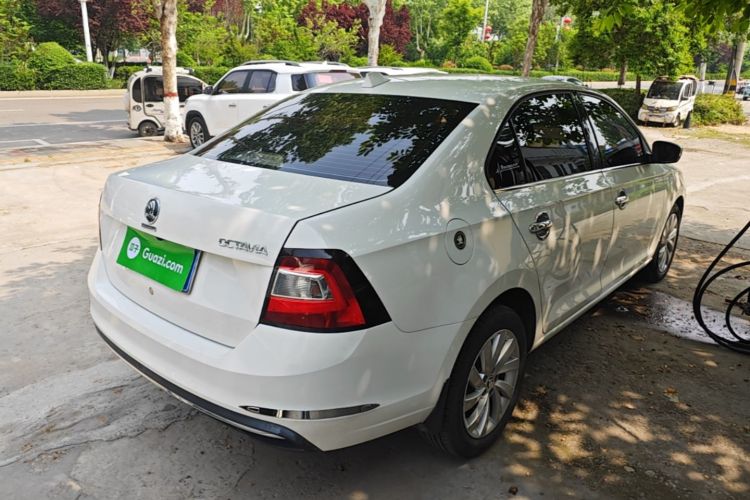 Skoda Rapid 2018 #7 Skoda Rapid 2018 image de voiture #7