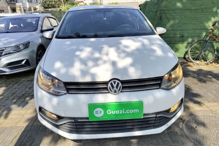 Volkswagen Polo 2018 car image #3