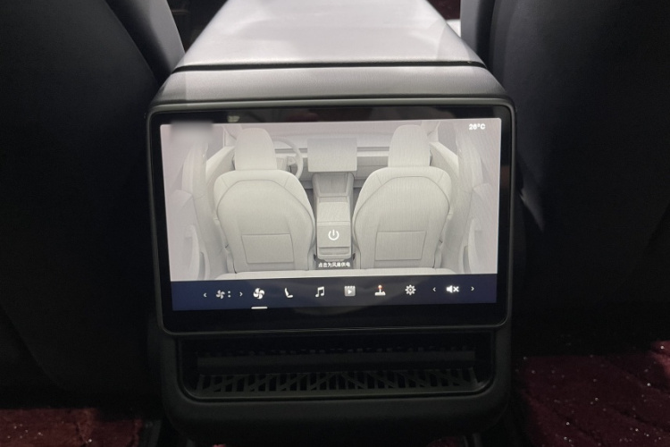 Tesla Model 3 2023 #19 Tesla Model 3 2023 car image #19