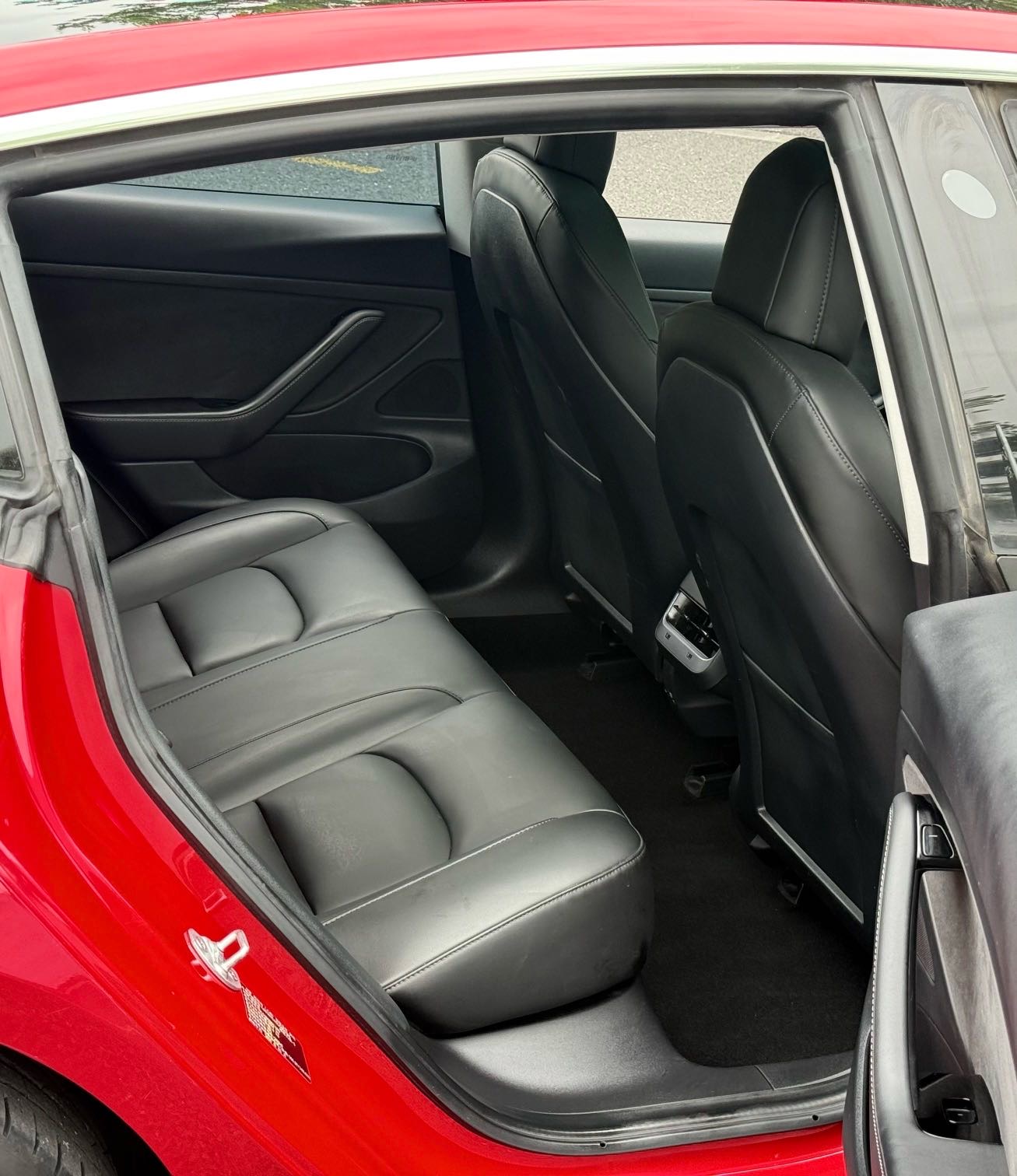 Tesla Model 3 2020 car image #8