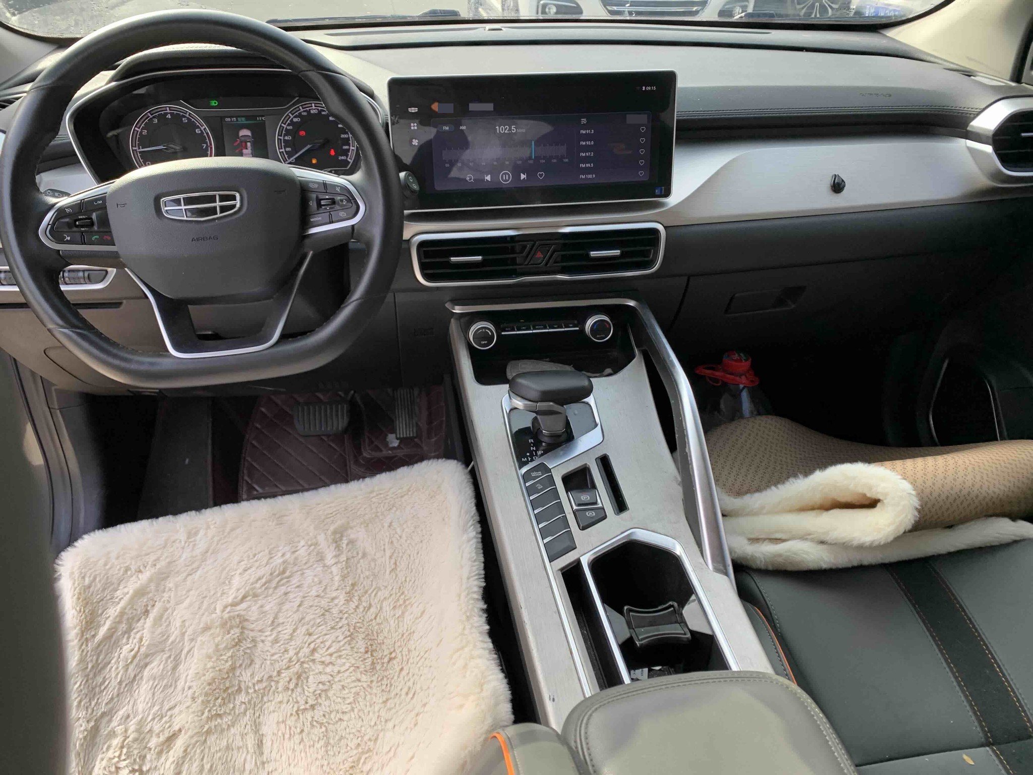 GEELY Coolray 2023 #5 GEELY Coolray 2023 car image #5
