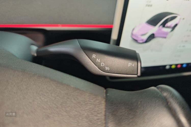 Tesla Model Y 2024 #16 Tesla Model Y 2024 car image #16