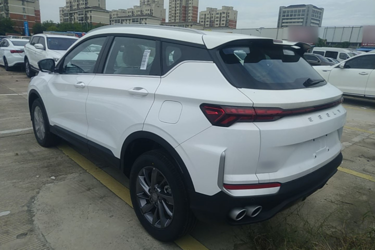 GEELY Coolray 2026 #5 GEELY Coolray 2026 изображение автомобиля #5