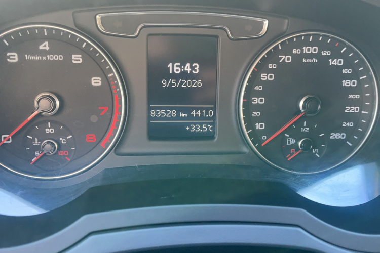 Audi Q3 2019 #9 Audi Q3 2019 car image #9