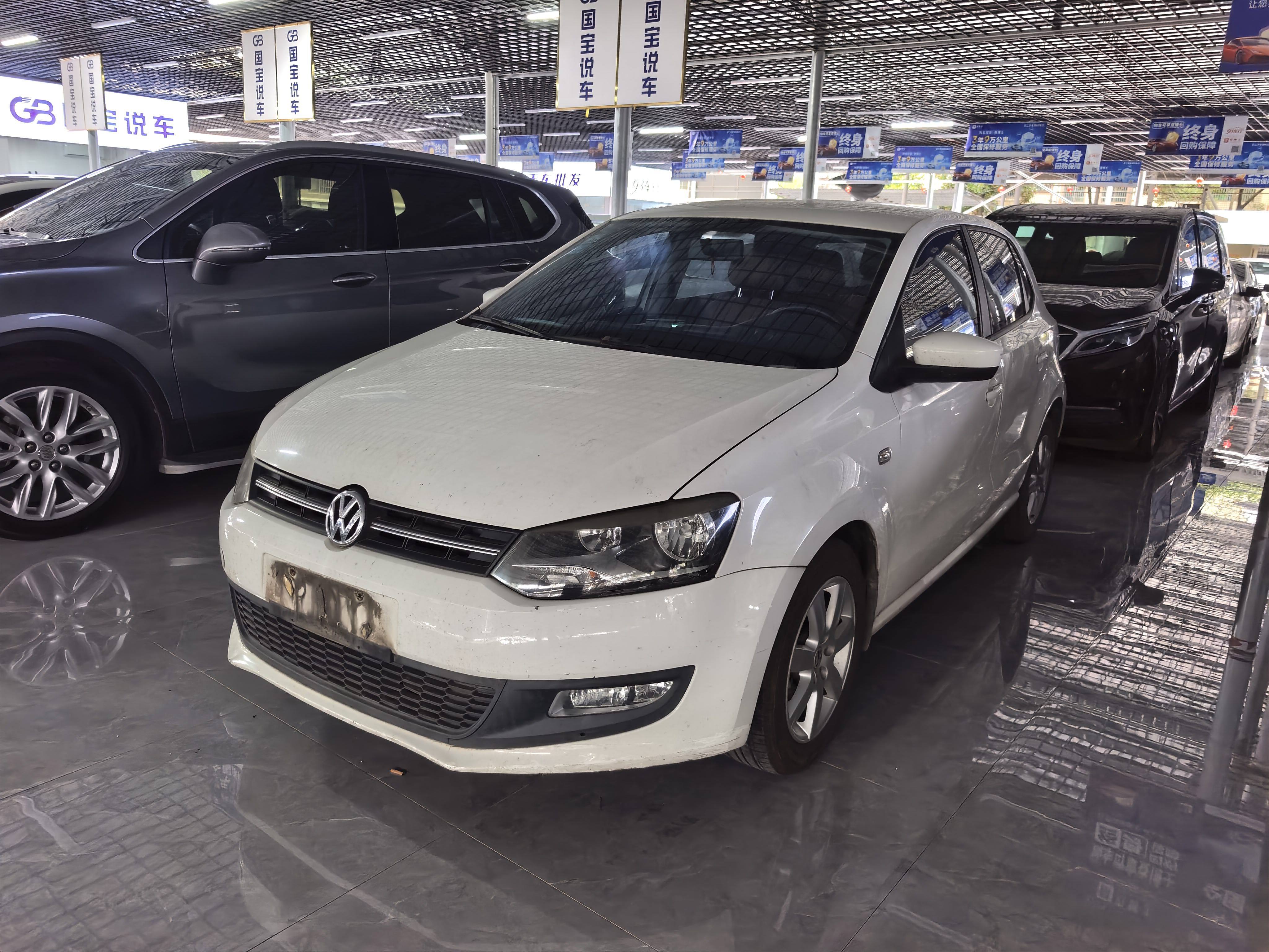 Volkswagen Polo 2013 car image 