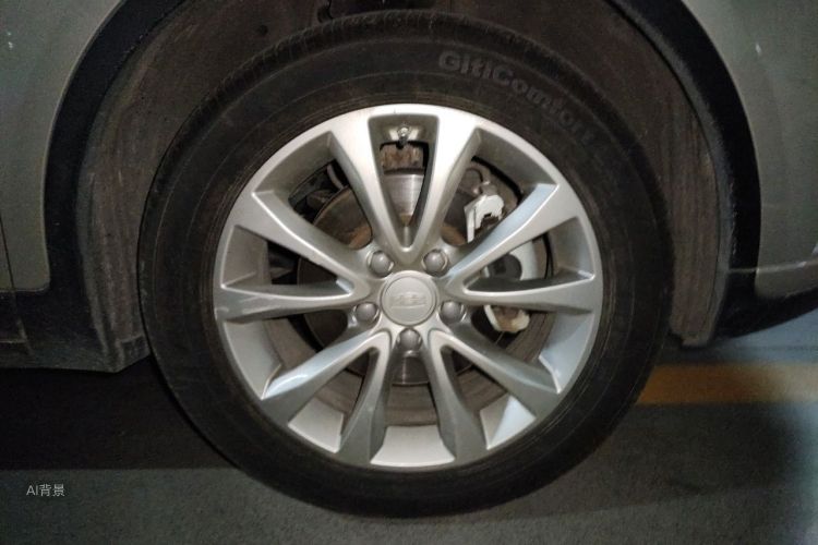 GEELY Emgrand GS 2017 car image #9
