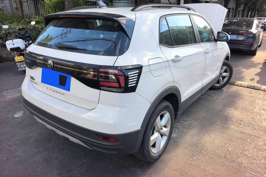 Volkswagen T-Cross 2022 #2 Volkswagen T-Cross 2022 car image #2