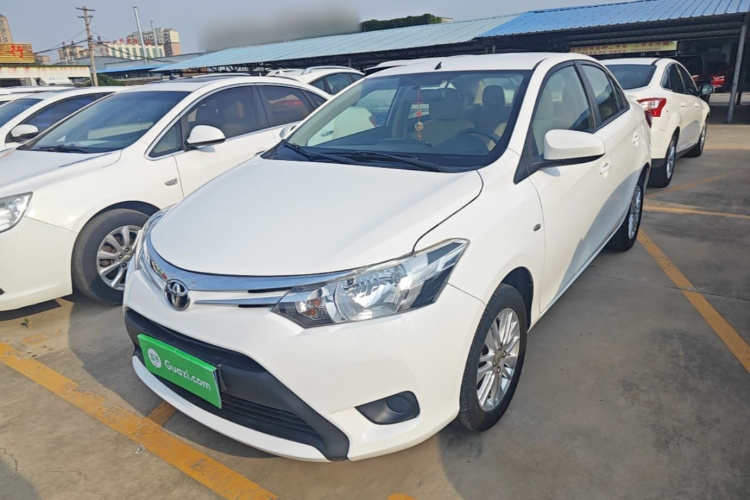 Toyota Vios 2015 car image #2
