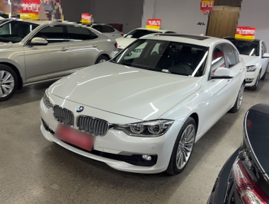 BMW 3 Series 2019 BMW 3 Series 2019 car image