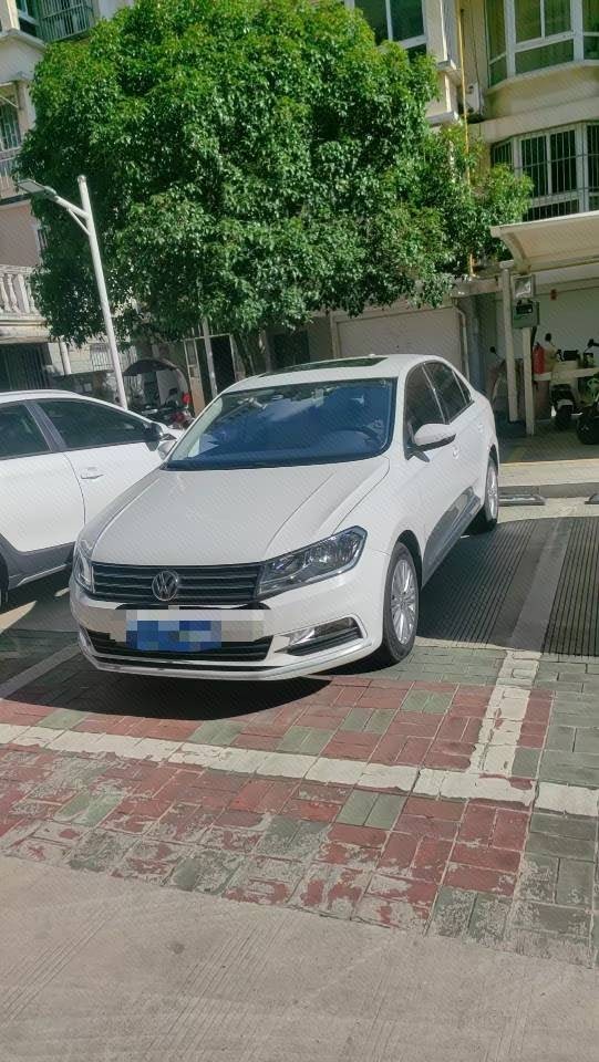 Volkswagen Santana 2020 car image 