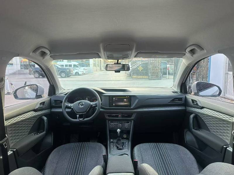 Volkswagen Tharu 2022 car image #3