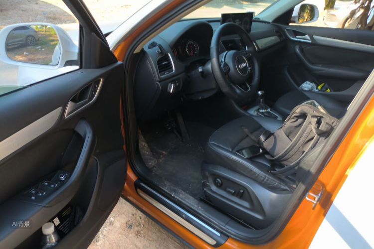 Audi Q3 2015 صورة سيارة #18
