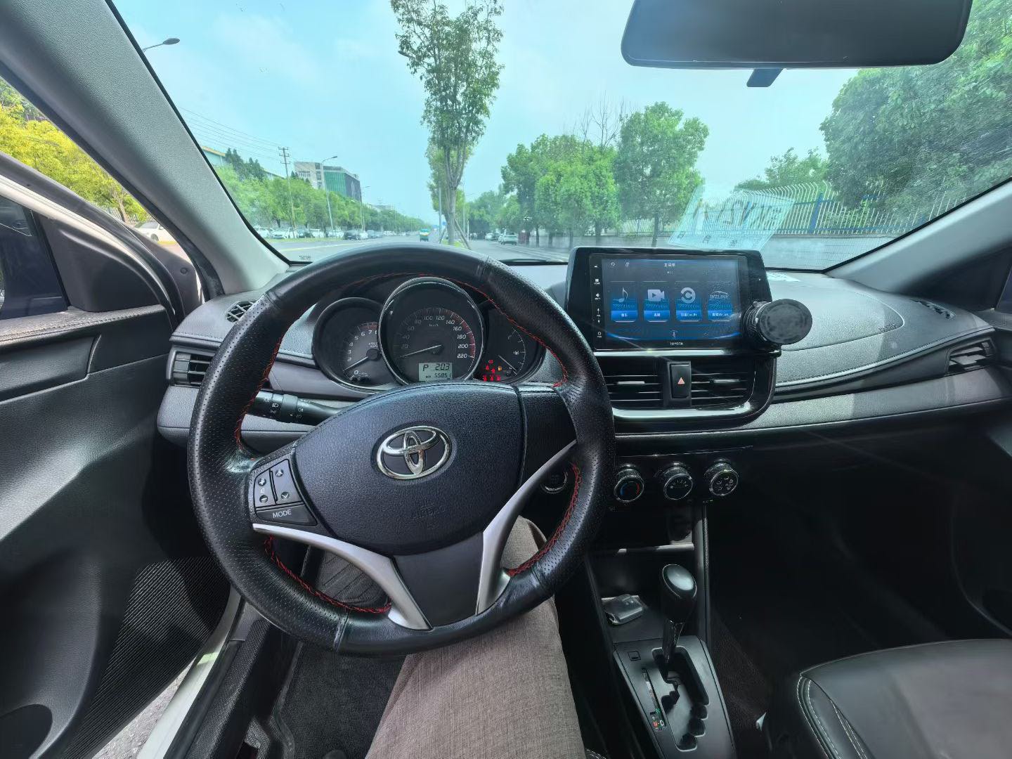 Toyota Vios FS 2023 image de voiture #9