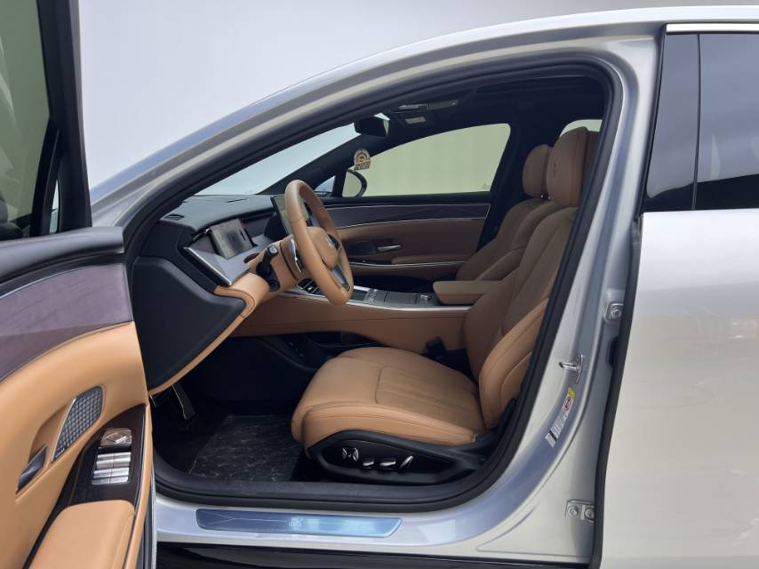 BYD HanL 2025 car image #7