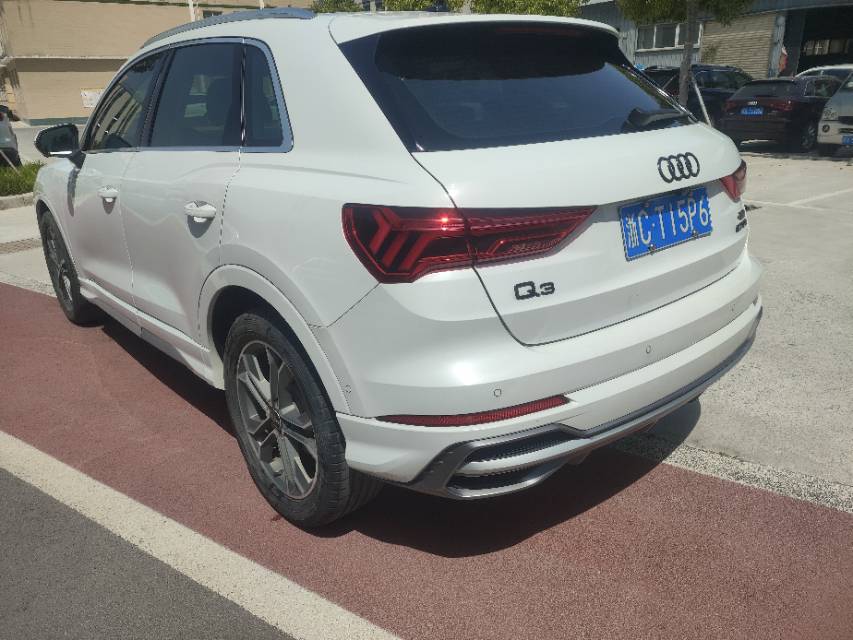 Audi Q3 2021 #4 Audi Q3 2021 car image #4