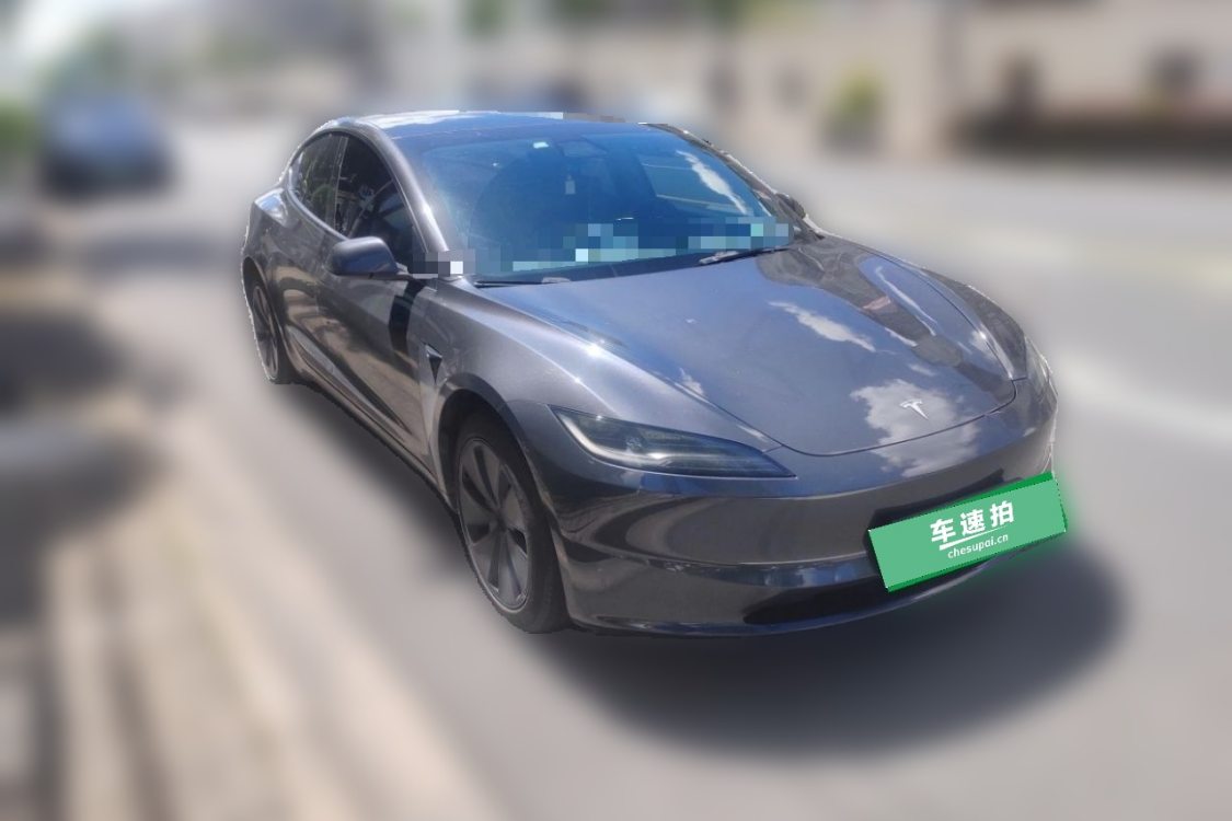 Tesla Model 3 2024 car image #2