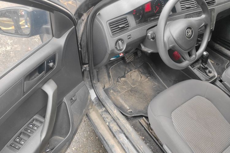 Volkswagen Santana 2019 car image #13