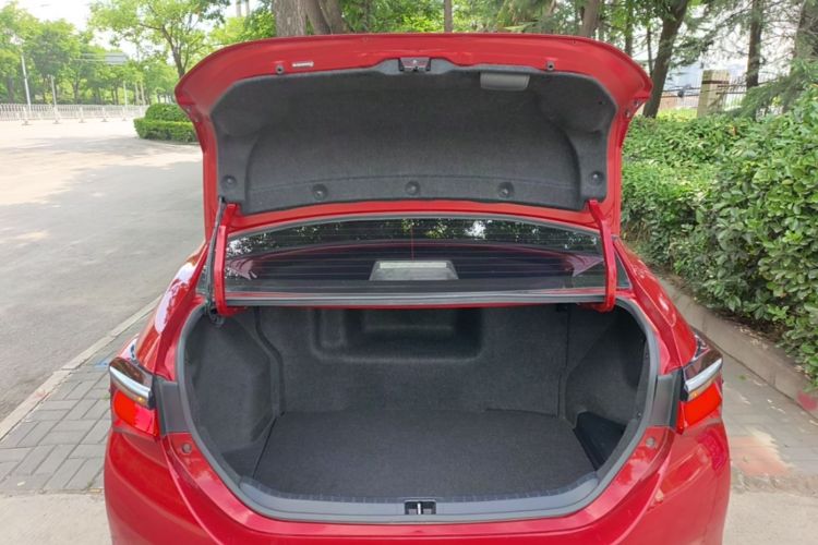Toyota Corolla 2019 car image #19