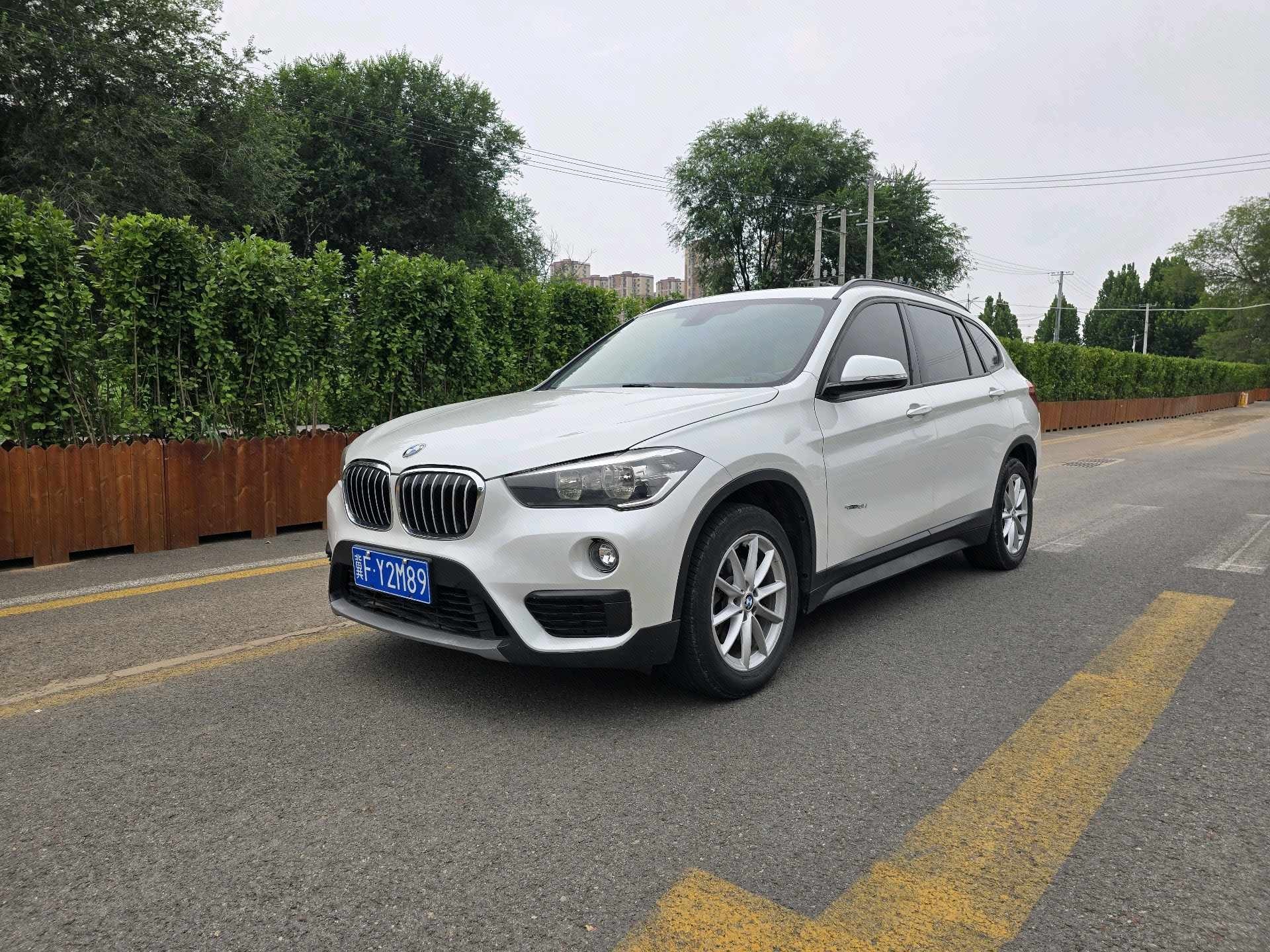 2016 2016 car image