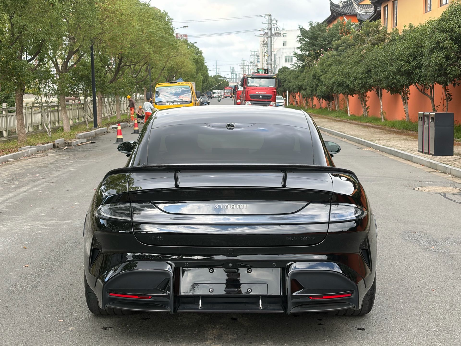 MI SU7 Ultra 2025 car image #11