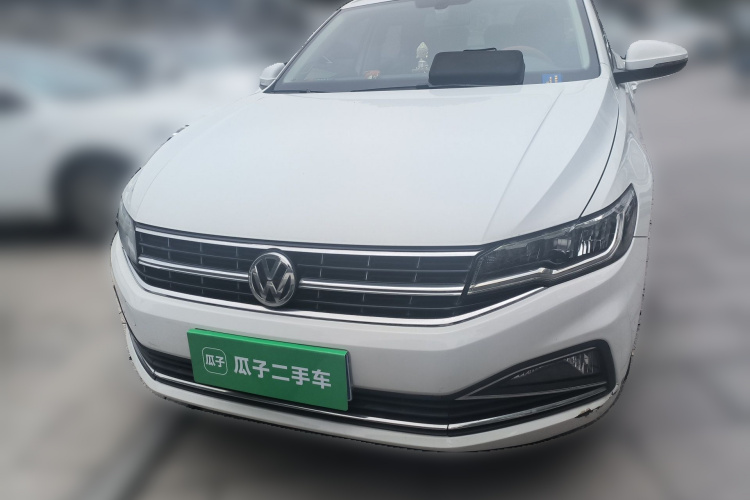 Volkswagen Bora 2019 car image #3