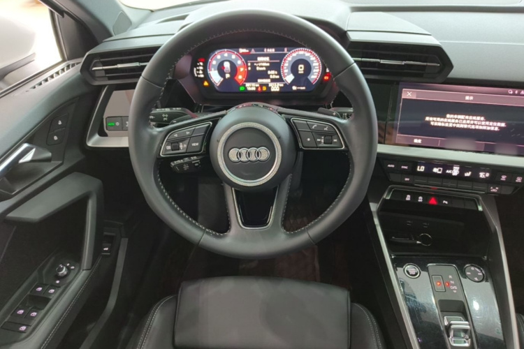 Audi A3 2022 immagine di auto #11