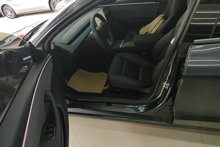 Tesla Model 3 2024 #15 Tesla Model 3 2024 immagine di auto #15