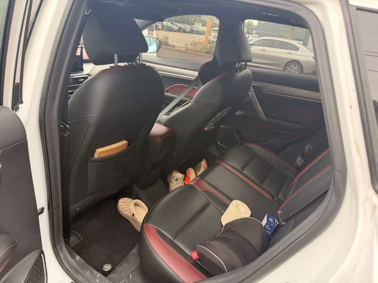 GEELY Coolray 2020 imagen de coche #3