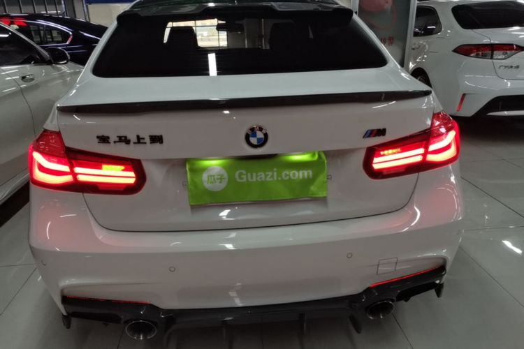 BMW 3 Series 2018 #6 BMW 3 Series 2018 car image #6