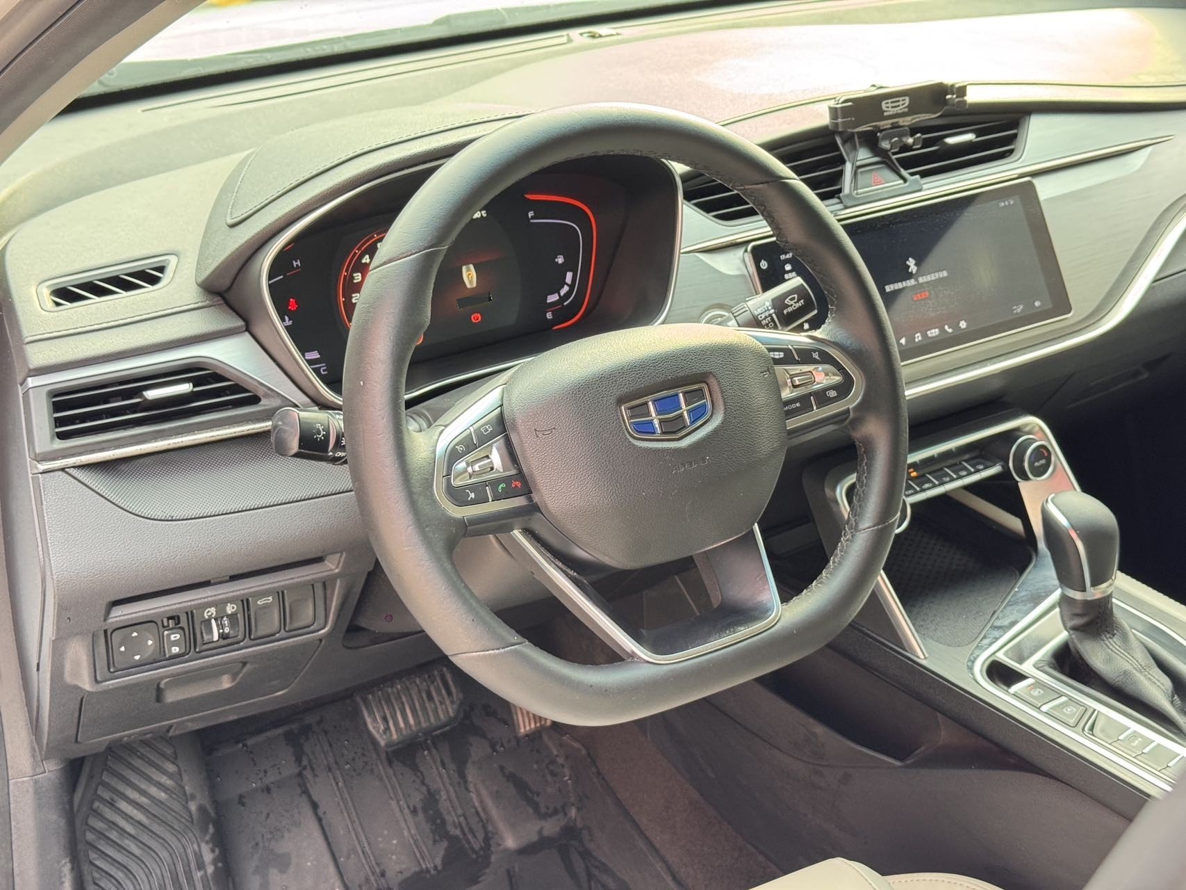 GEELY Binray 2018 car image #5