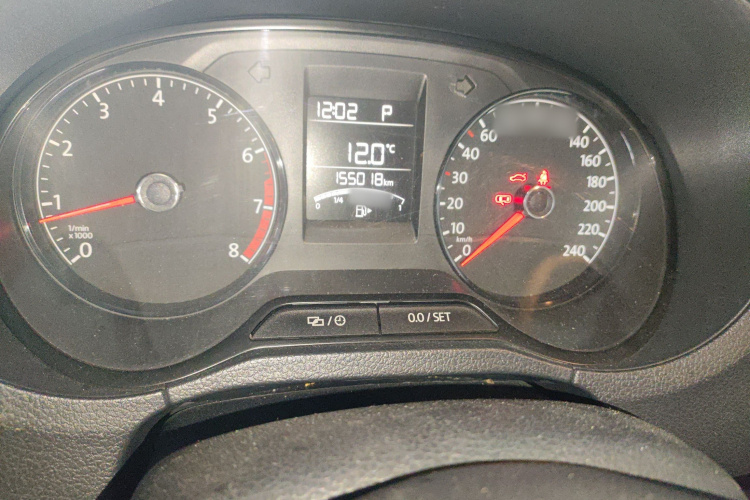 Volkswagen Polo 2016 car image #16